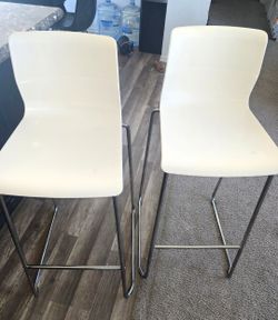 White Bar Stools with Chrome Legs – Set of 2