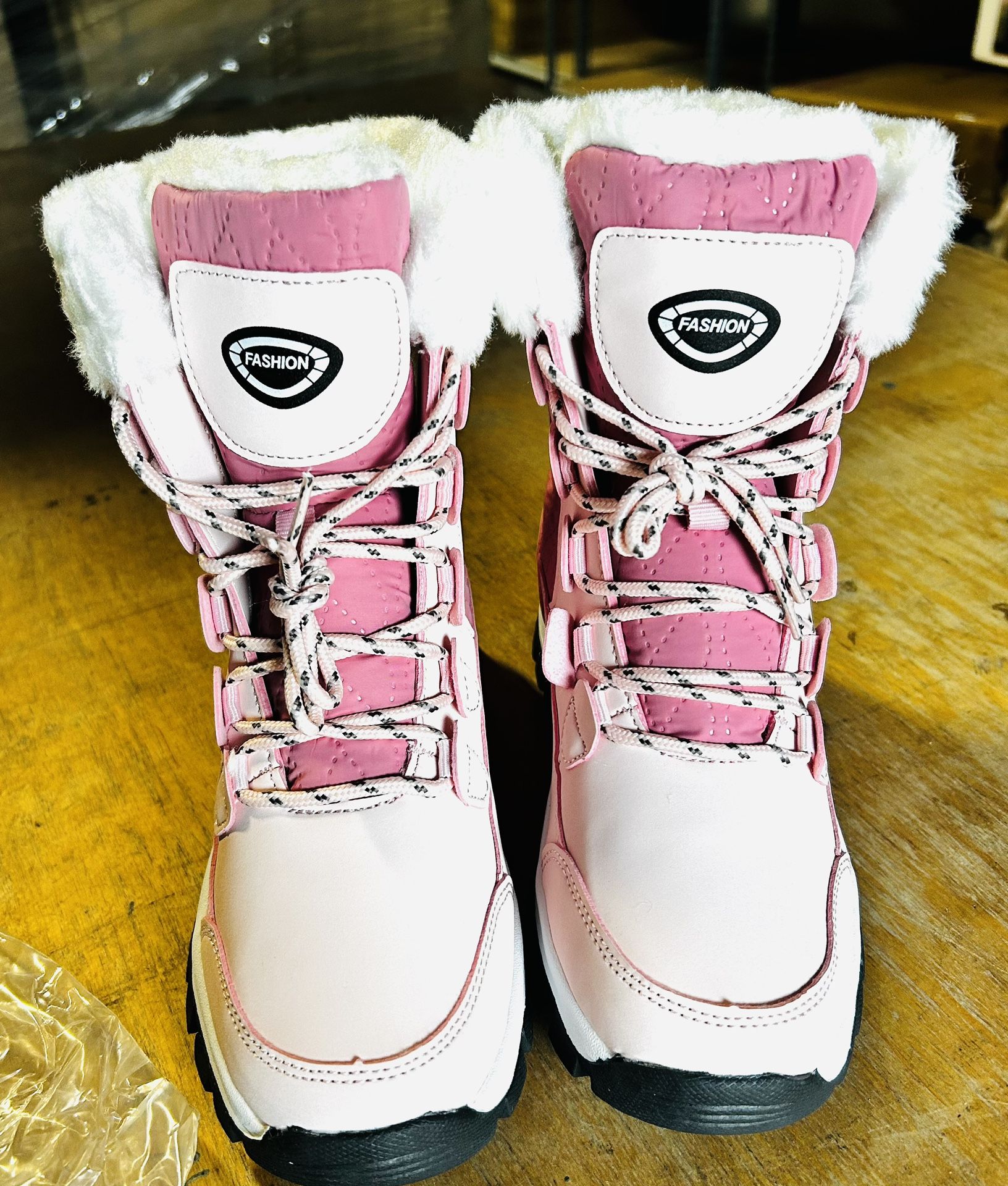 New Snow Boots- 6.5