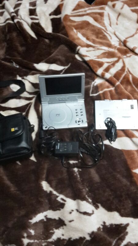 Polaroid dvd player pdv 0700 baterĂa recargable