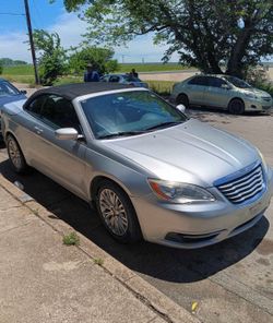 2012 Chrysler 200