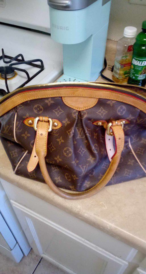 Got A Louis Vuitton Purse And Great Condition