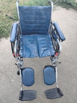 Tracer SX Wheelchair used