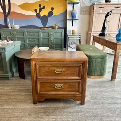 Single Nightstand / Side Table / End Table