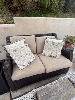 All weather wicker outdoor furniture