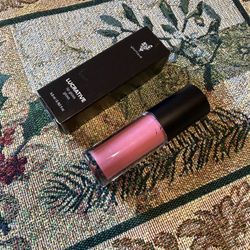 Brand New In Box YOUNIQUE Lip Gloss In LONESOME