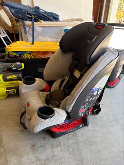Britax car seat 40-120 lbs