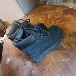 Black timberland waterproof boots