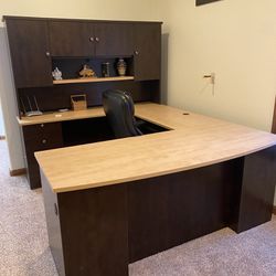 Very Nice, Like New Corner Computer Desk