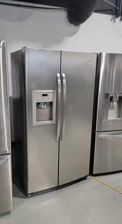 GE Side-by-Side Stainless Steel Refrigerator Fridge

