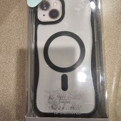 New IPHONE 14 magnetic case $10