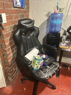 Gaming chair