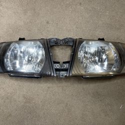 00-06 Mitsubishi Montero Limited / Pajero Headlights L+R With LED Bulbs