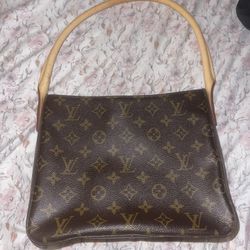 Authentic Louis Vuitton Monogram Looping MM Shoulder Bag