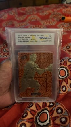 Michael Jordan 1996-97 Fleer Ultra Court Masters 23KT Gold Card WCG 10