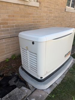 Generac Guardian 18kW Standby Generator — Only 34 Run Hours