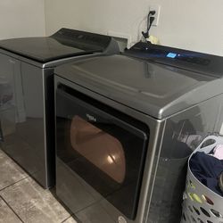 Washer & Dryer Set