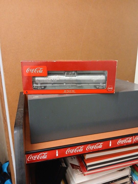 Coca-Cola 62' Tank Car 1/87th Scale