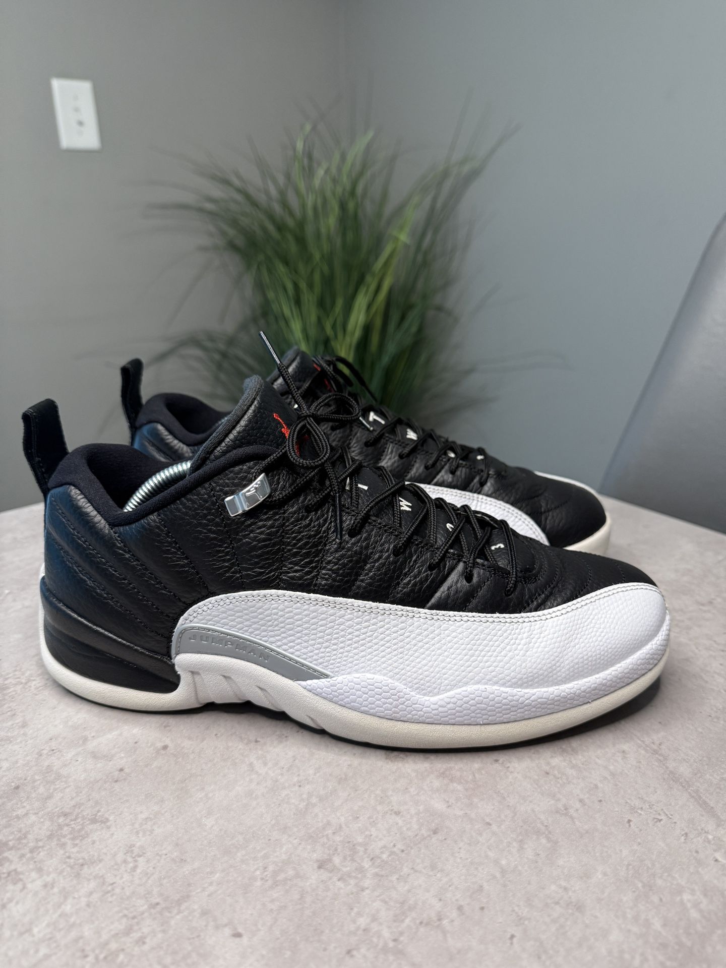 Jordan 12 Low (playoff) Size 11