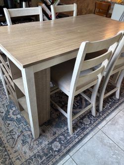 Ashley Furniture Skempton Counter Height Dining Table with 4 chairs