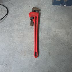24" Pipe Wrench