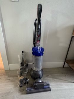Dyson Vacuum  3