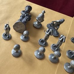 Metal collectible figures. 16 Pcs