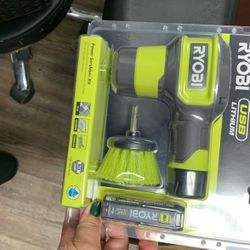 Ryobi Small Cleaning Brush Kit