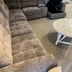 Electric Power Storage Reclining Sectional!