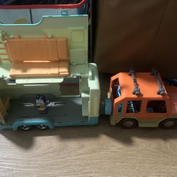 Bluey Camper Van 