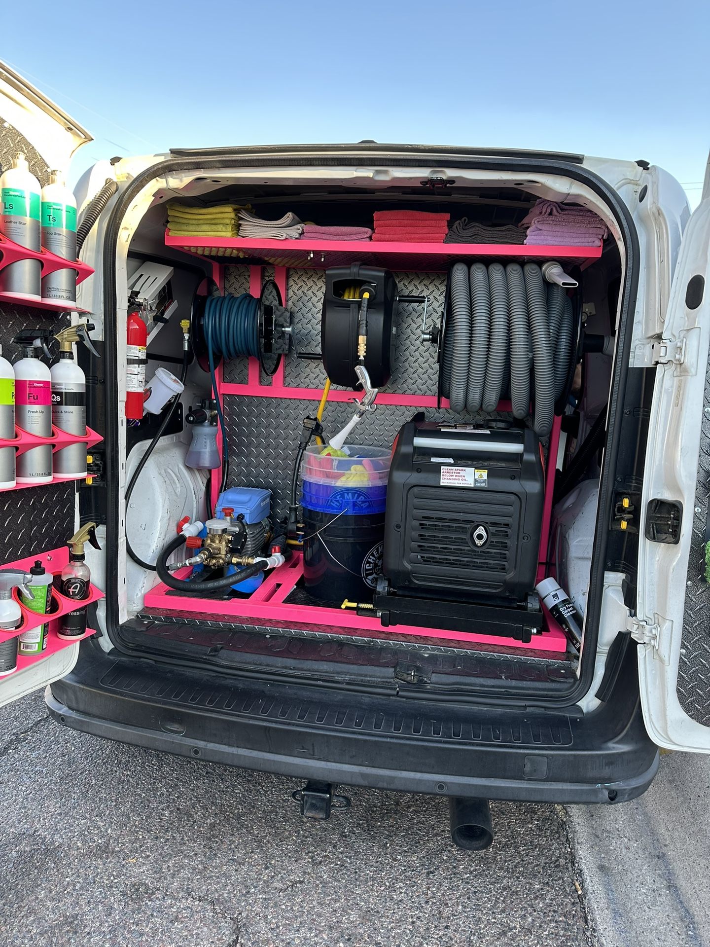 Mobile detailing van completely equipped - RAM ProMaster City 2018