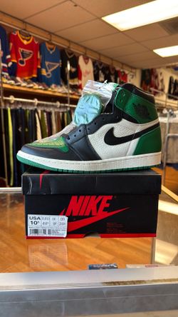 New Jordan 1 Pine Green size 10.5