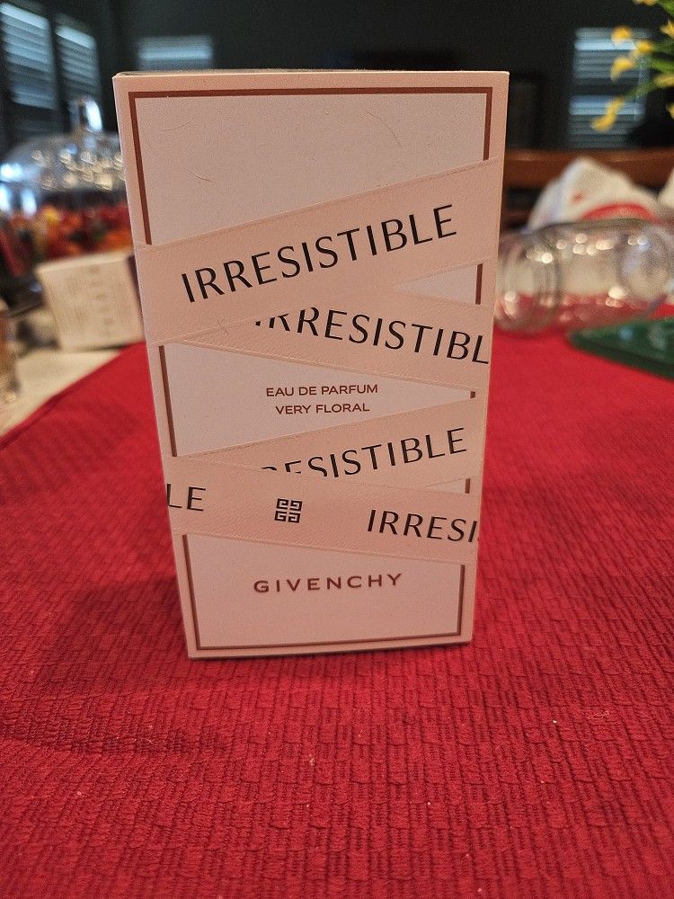 GIVENCHY (NEW) IRRESISTIBLE PERFUME 80ML