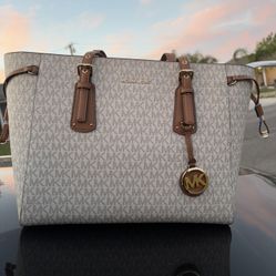 Michael Kors Tote Purse 