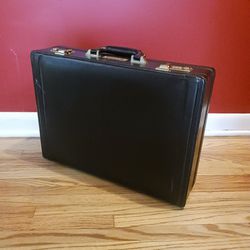 Locking Leather Briefcase