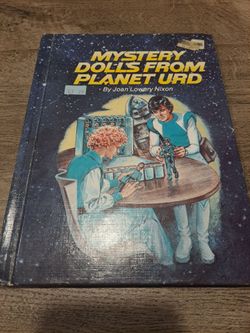 Vintage Book. Mystery Dolls From Planet Urd