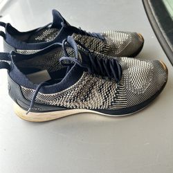 Flyknit Racers Nike Mariah - Men’s 8.5