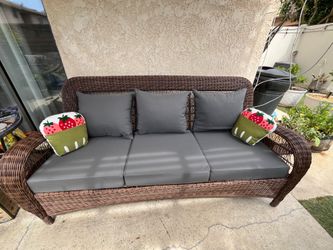 Hampton Bay 3-Person Outdoor Wicker Patio Sofa