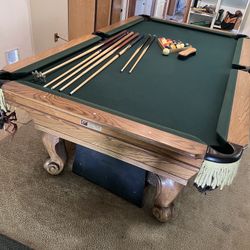 Pool Table • 8 Foot  (Delivery Included )