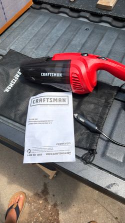 12v Car Vac,plugs in lighter. S.W.Arl