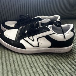 Men’s Vans Shoes 9