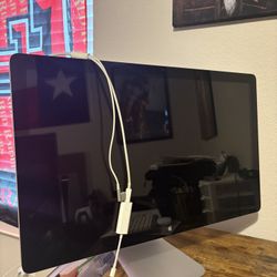 27 Inch  Apple Thunderbolt Display