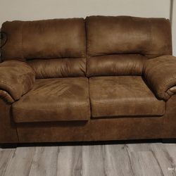 Sofas/ Couches 