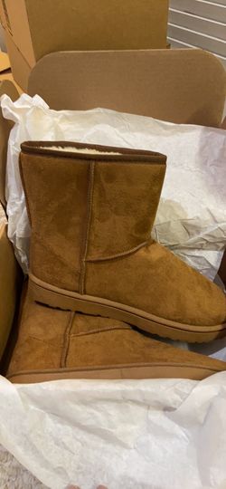 Brand new Us Size 7,9 And 11Womens Winter Boots