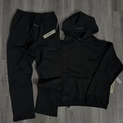 Fear of God Essentials 