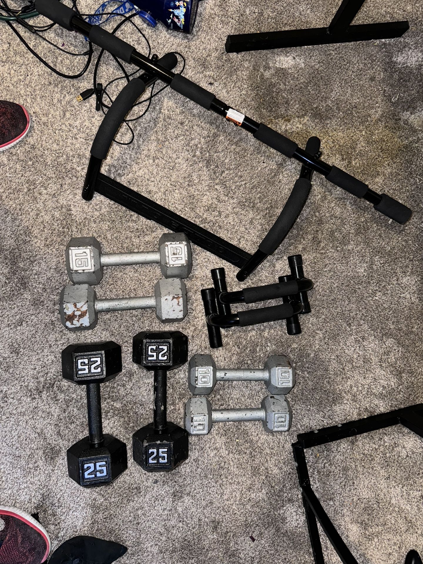 Dumbbells (25s/15s/10s & Push-up Bars And Pull up Bar