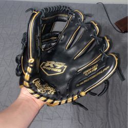 Rawling R9 Series Baseball Glove