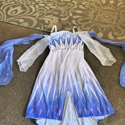 Disney's Elsa Costume Girls Size 4-6 With Boots