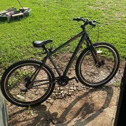 Make me an offer on this Shimano Ozone 500 All Terrain Adult Bike