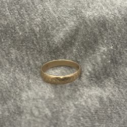 10k Gold Ring 