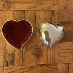 Silver Heart Shaped Jewelry Ring Holder